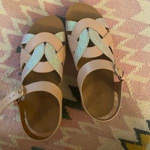 New unworn FitFlop buckle glitter sandals